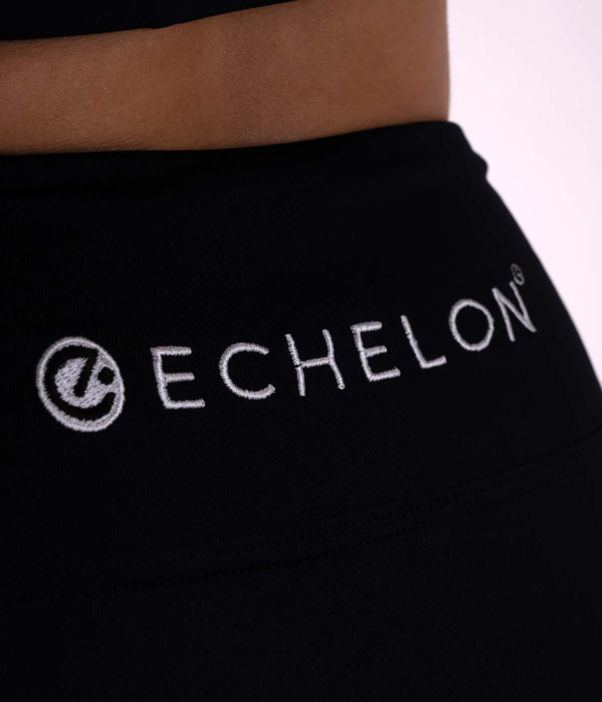 Move Capris - Black - Image 4